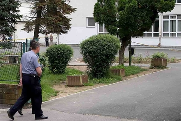 Objavljen snimak hapšenja učenika osumnjičenog za pucnjavu u Lukavcu (VIDEO)