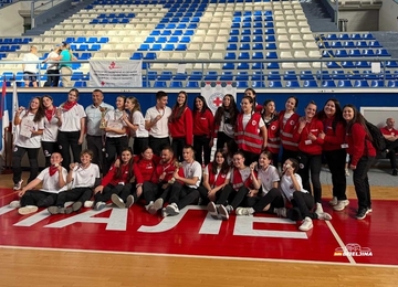 Crveni krst Bijeljina pred kolapsom: Grad duguje 125.000 KM, ugroženi Narodna kuhinja i pomoć starima