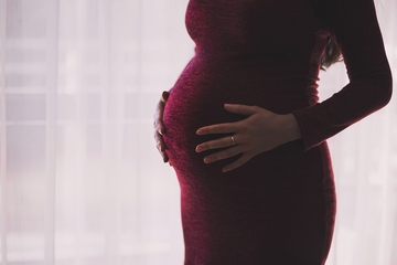 Žene iz BiH PRODAJU MAJČINSTVO: Zakon zabranjuje, a one se prijavljuju za surogat majke