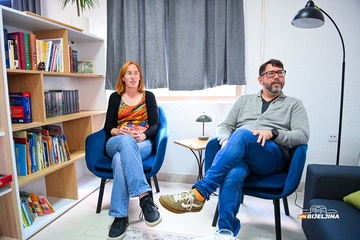 Supružnici iz Amerike već pet godina žive u Bijeljini: Grad nas podsjeća na predgrađa Čikaga (FOTO)