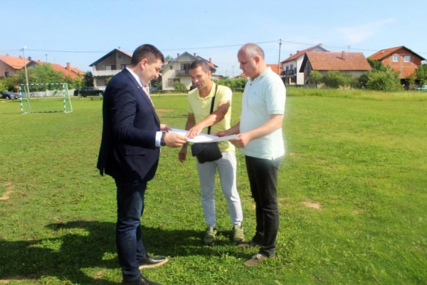 Ledinci: Cilj mladih završetak sportskih terena