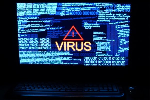 Znate li kada je i zbog čega napravljen prvi kompjuterski virus?