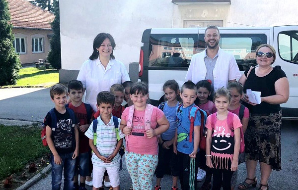 Prvačići obavili preventivne preglede zuba