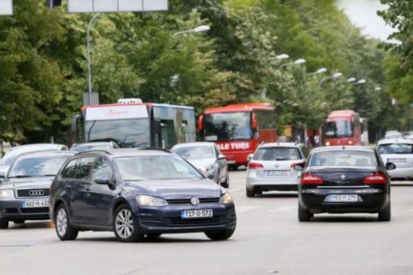 Ograničenje uvoza polovnjaka tjera krševe sa drumova