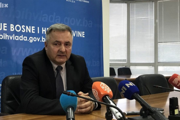 Federalni ministar trgovine najavio niže cijene goriva u FBiH do kraja sedmice