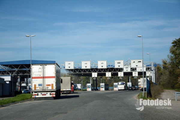 Na graničnim prelazima u Bijeljini kupci prijavili robu vrijednu 1,8 miliona maraka