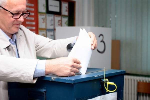 Najezda nezavisnih kandidata - demokratsko pravo ili izborna prevara