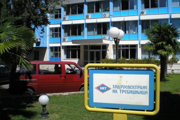 Javni gubitaši isplaćuju najveće plate u BiH