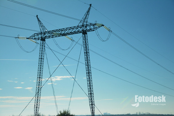 U nedjelju oko 5.500 potrošača bez struje