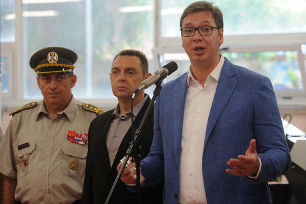 Vučić: Ruše šansu da dobijemo više nego što imamo danas