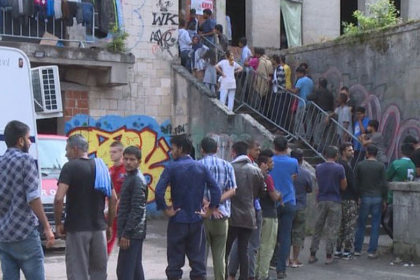 "Naseljavanje migranata na srpsku zemlju je pokušaj etničkog čišćenja"