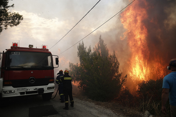 Broj žrtava požara u Grčkoj sve veći, trodnevna žalost u Grčkoj