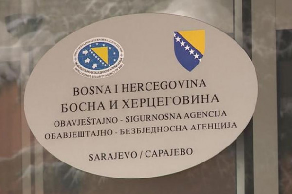Ko se od bošnjačkih političara žalio strancima na rad OBA-e?