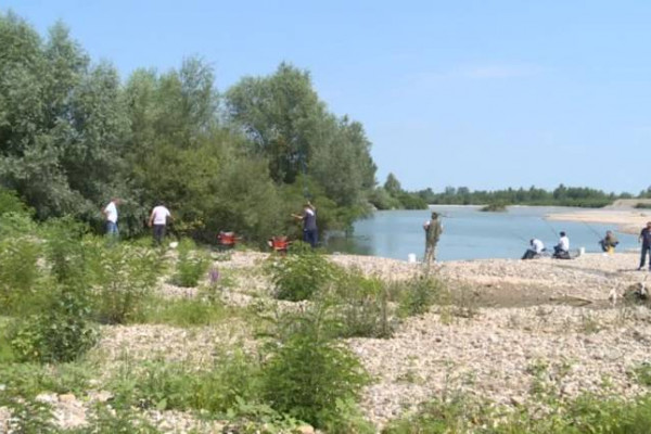 Turnir u pecanju udicom na plovak