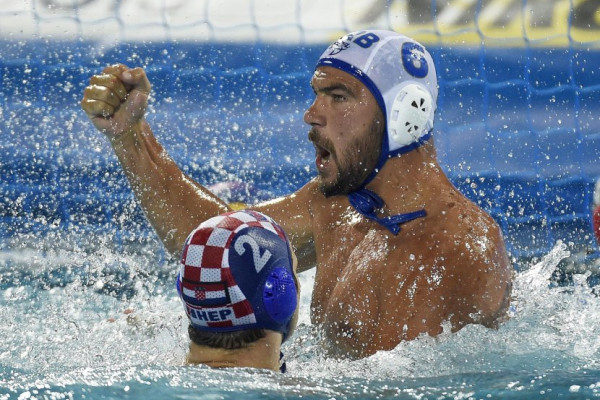 Vaterpolo klasik, Srbija protiv Hrvatske za finale