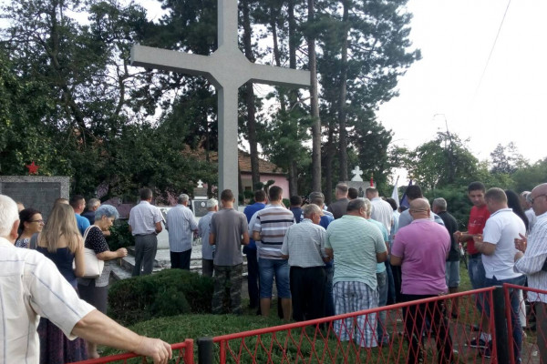 Počast za stradale vojnike i civile iz Glogovca
