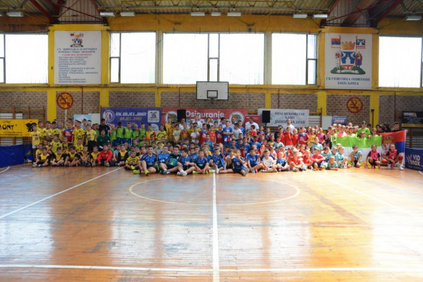 Uspješno organizovan prvi vikend takmičenja mladih rukometaša