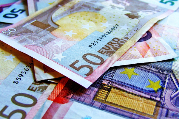 Građani Srpske se zadužuju za preživljavanje