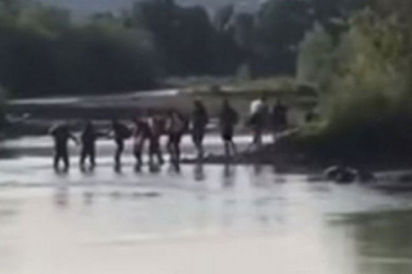Migranti i dalje na Drini, biće vraćeni u Srbiju
