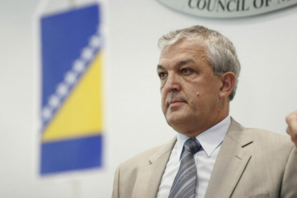 Revizori se luksuziraju dok kritikuju ministre BiH