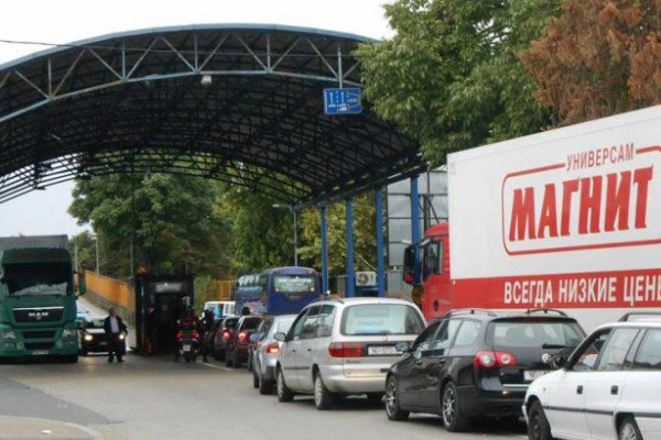 Pojačan saobraćaj na graničnim prelazima