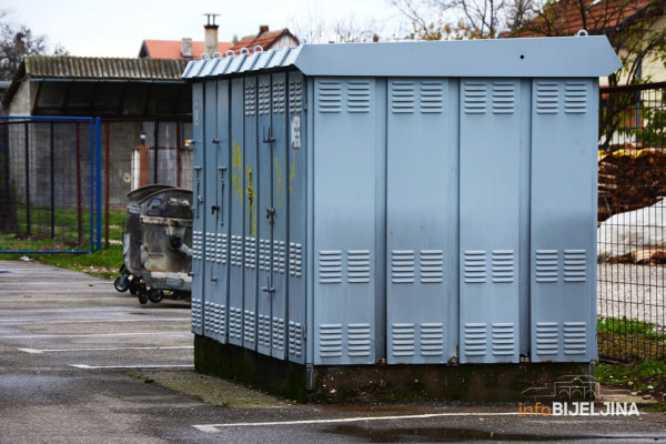 U četvrtak oko 2.700 potrošača bez struje