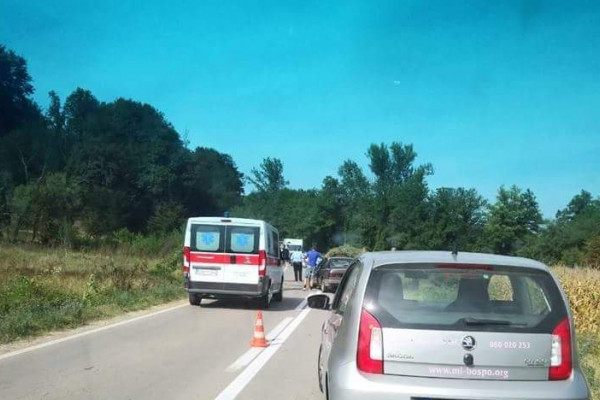 Obustavljen saobraćaj na putu Bijeljina - Tuzla zbog saobraćajne nezgode