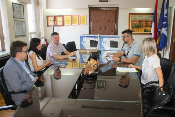 Donacija „Otaharina“ Radnoj grupi koja radi na planu zapošljavanja