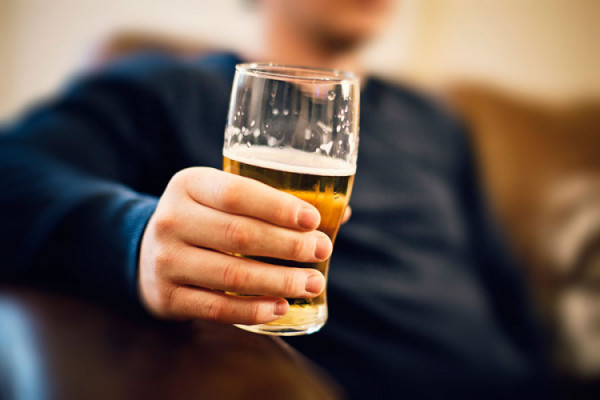Građani BiH popiju 4 litre alkohola godišnje, Srbi na prvom mjestu