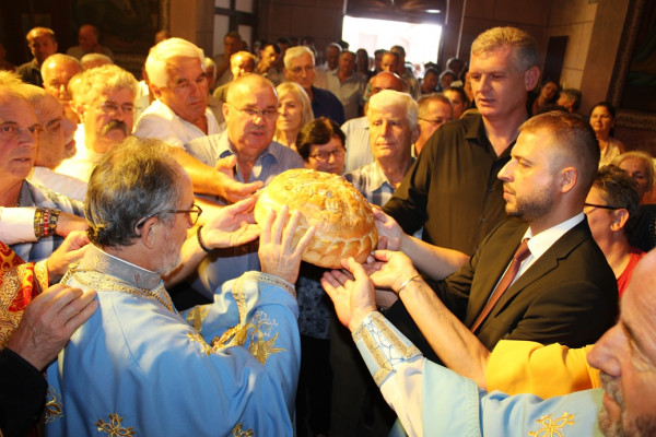 Nešković: Srpski narod da čuva svoju tradiciju