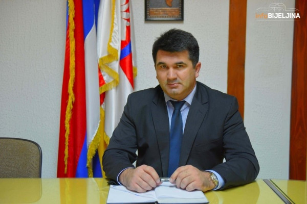 Lopare: Pokušaj sabotaže vodovoda zbog tribine SDS-a?