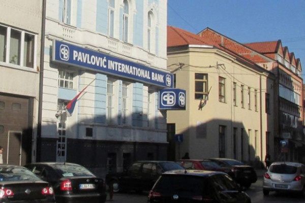 Pavlović banka radi stabilno