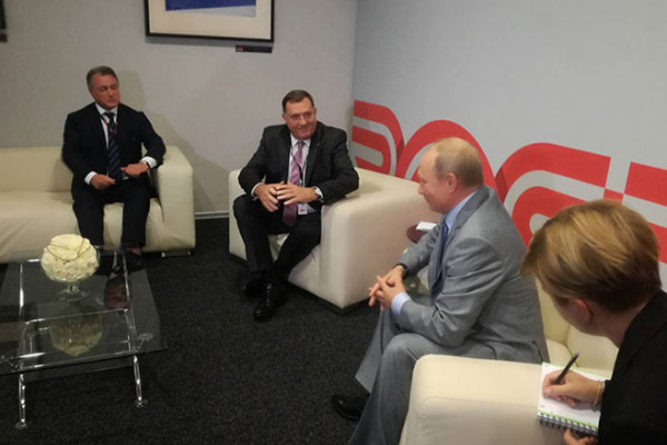 Dodik i Putin razgovaraju u Sočiju