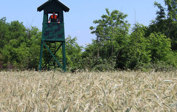 Sredstvima Vlade nabavljene kamere za zaštitu lovišta i hranilice