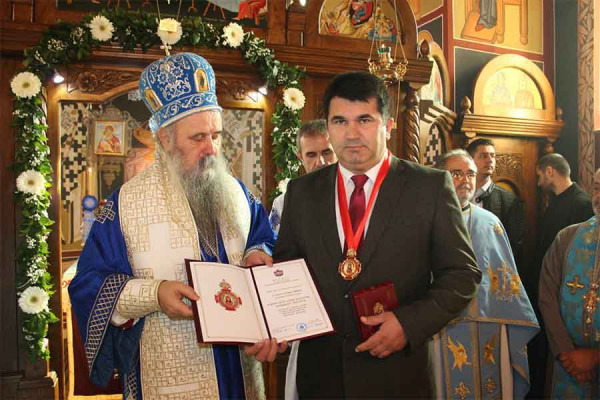 Episkop Fotije: Narod treba da živi u skladu sa crkvom