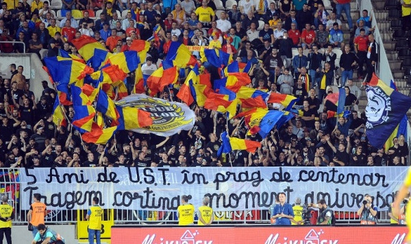 Navijači Rumunije skandirali "Kosovo je Srbija"