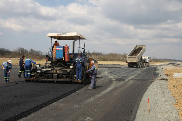 Započeli radove na autoputu, tražili još novca, pa se povukli u Italiju