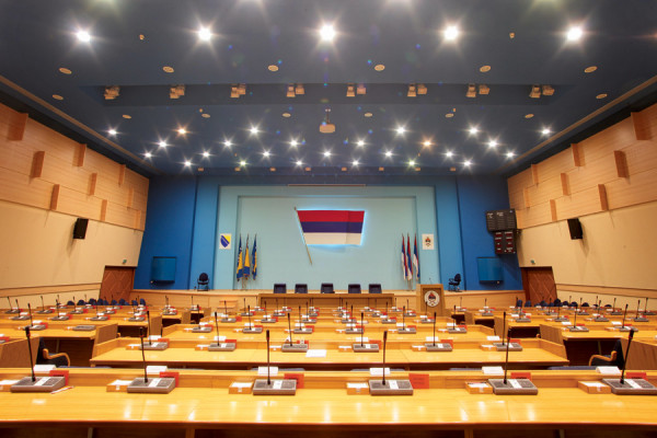Koji gradonačelnici i načelnici idu u NS RS?