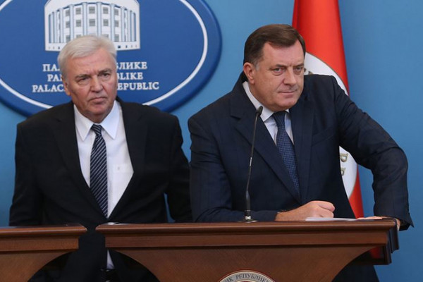 Pavić: Neće biti smjena kadrova DNS-a Dodik odgovorio: Smjene se nastavljaju