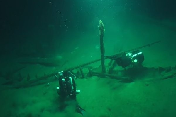 U Crnom moru otkriven najstariji netaknuti potonuli brod (VIDEO)