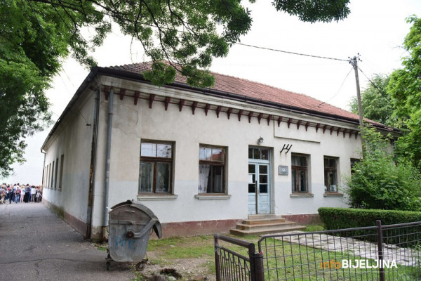 USVOJENA ODLUKA Na prostoru “male škole” u Račanskoj ulici gradi se višespratnica