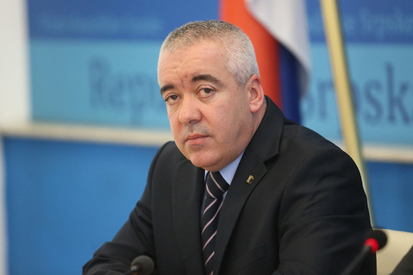 Ćulum: Povećan broj migranata, Srpska nema uslova da ih primi
