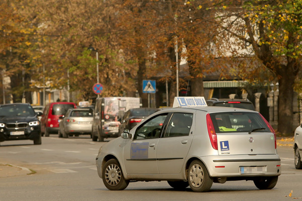 Prijedlog novih cijena obuke za vozača uzburkao javnost