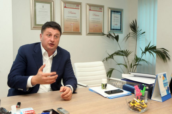 Nadzorni odbor Nove banke: Radović smijenjen zbog političkog angažmana