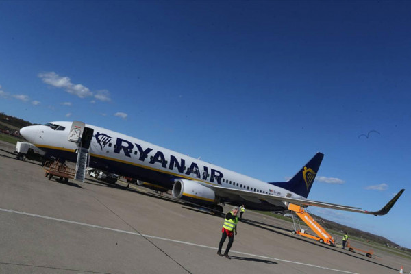 Avion „Rajanera“ umjesto na banjalučki aerodrom sletio u Zadar