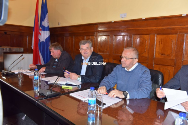 Sjednica Gradskog odbora SDS-a /FOTO/