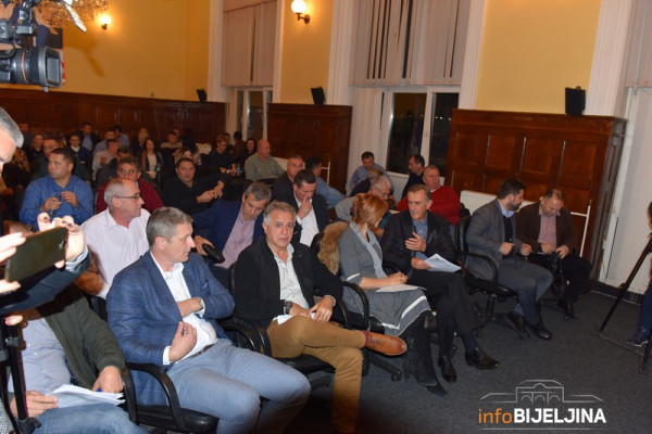 I bijeljinski SDS će tražiti smjenu Vukote Govedarice