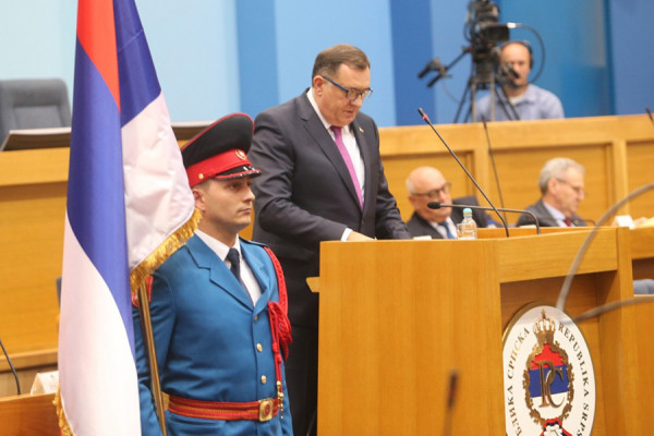 Dodik položio zakletvu pred NS RS: Srpska mora biti na prvom mjestu