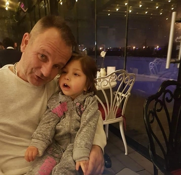 Tužna životna priča nemoćnog oca: Pokušao da izliječi kćerku, pa zbog bolesti digao ruku na sebe