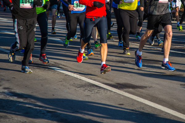 Kamere snimile oko 250 trkača kako varaju na polumaratonu u Kini